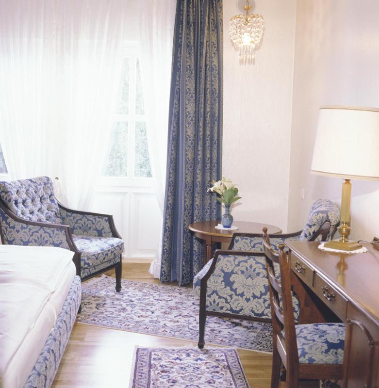 Schlosshotel Kurfuerstliches Amtshaus Dauner Burg Dış mekan fotoğraf