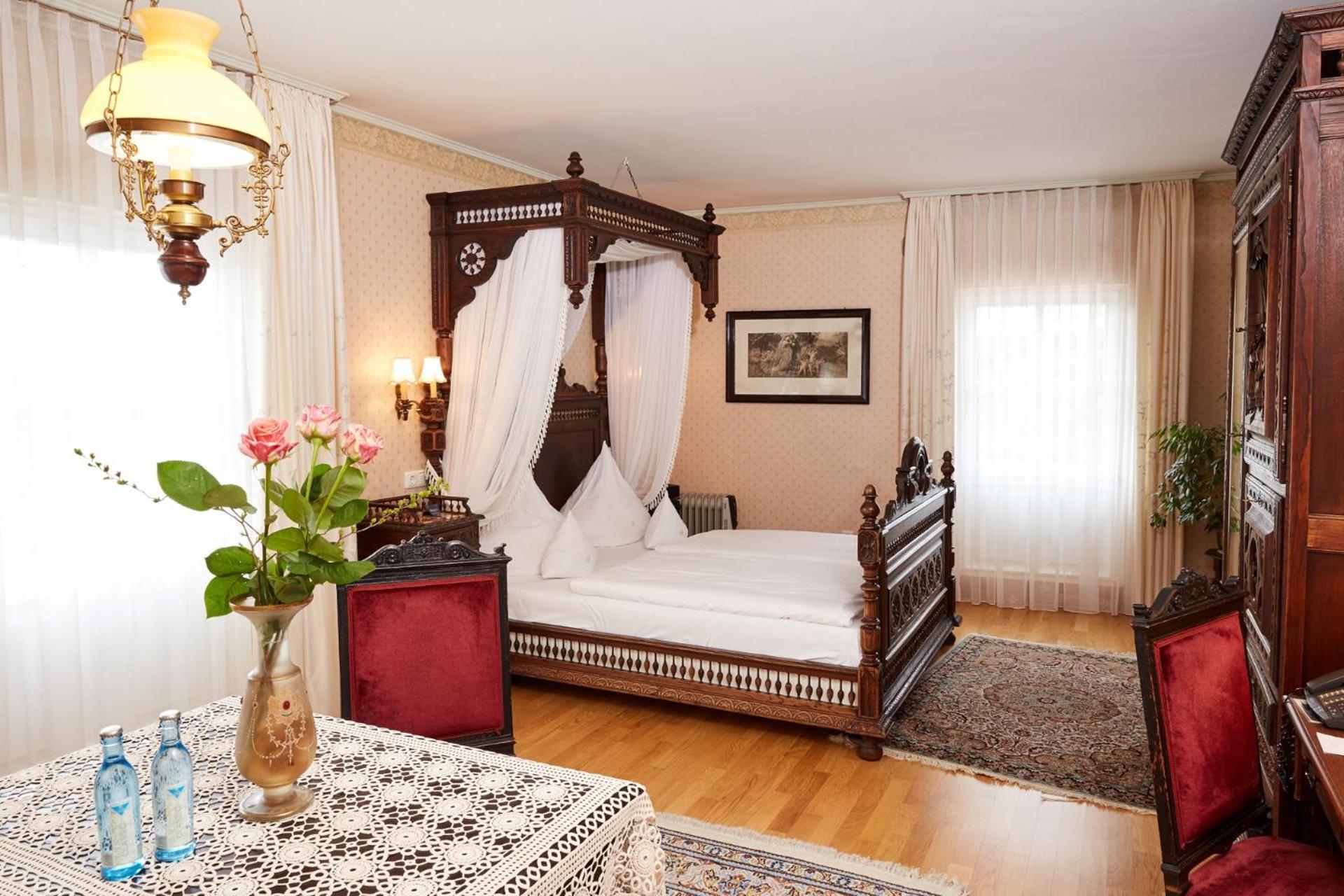 Schlosshotel Kurfuerstliches Amtshaus Dauner Burg Dış mekan fotoğraf